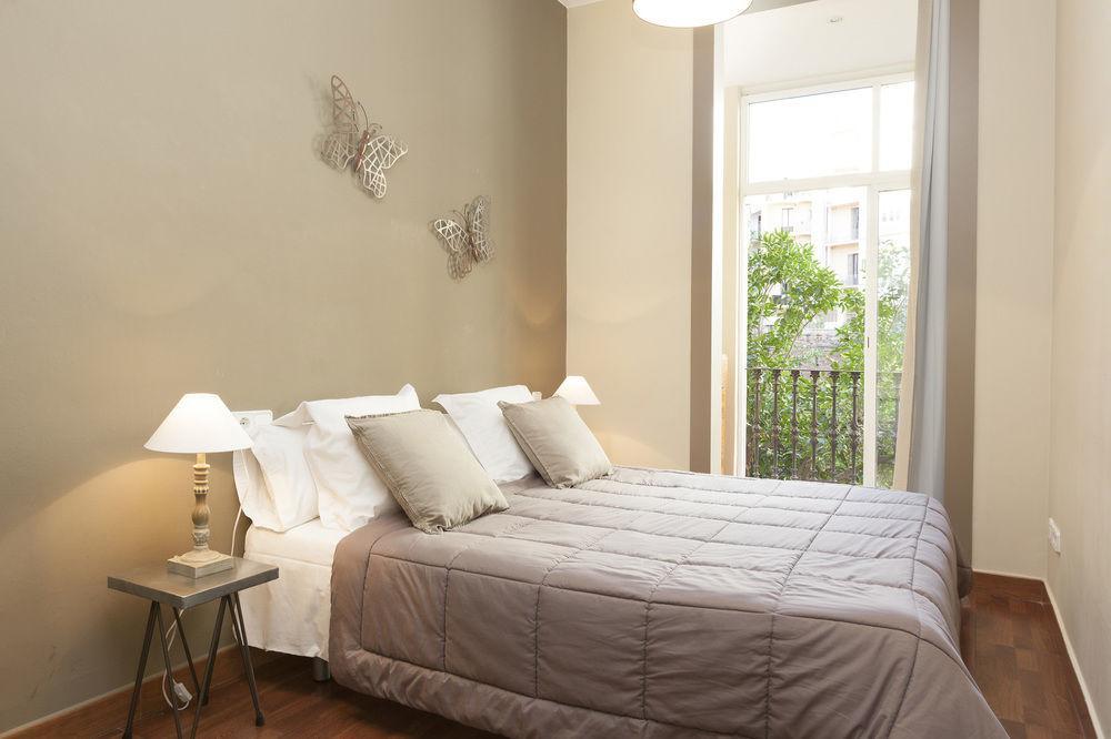 バルセロナEasy Sleep Gaudi Terraceアパートメント エクステリア 写真