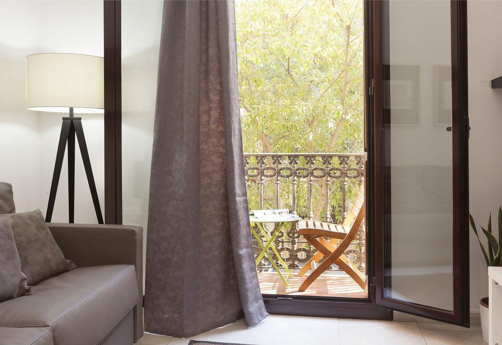 バルセロナEasy Sleep Gaudi Terraceアパートメント エクステリア 写真