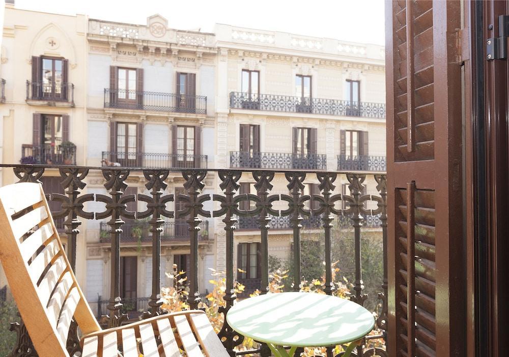 バルセロナEasy Sleep Gaudi Terraceアパートメント エクステリア 写真